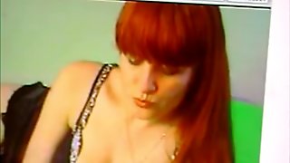 Webcam Girl with gorgeous Red Hair